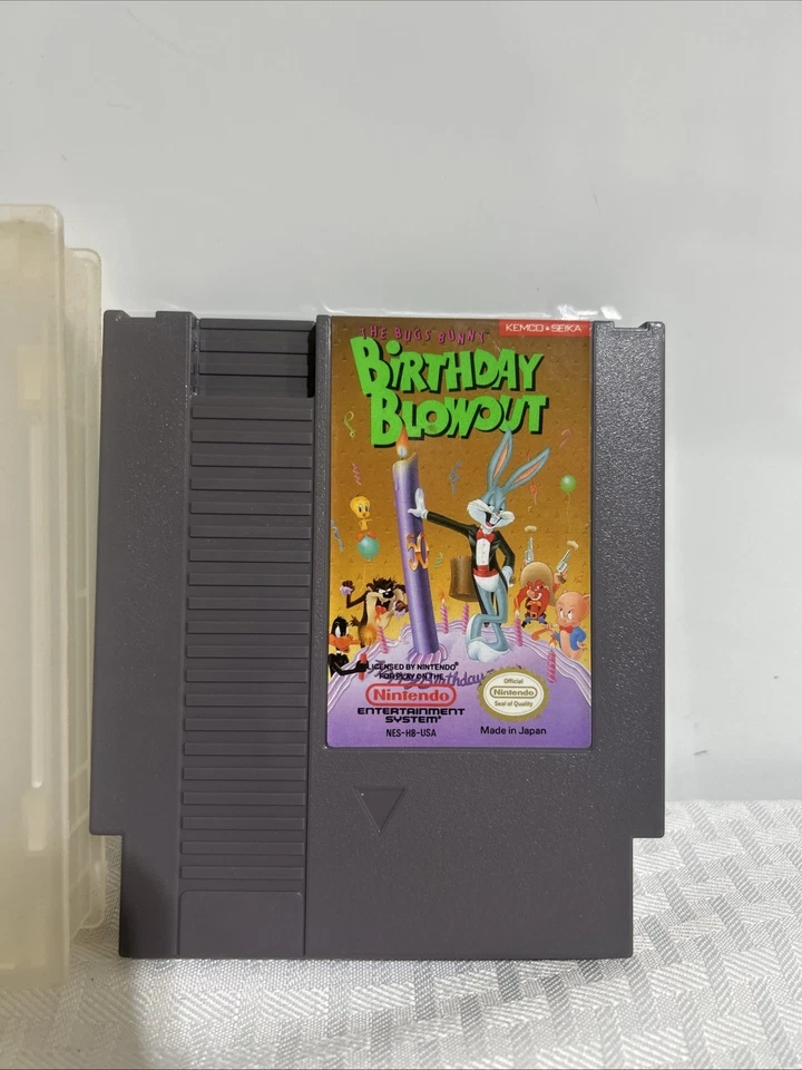 NINTENDO Bugs Bunny’s Birthday Blowout NES VIDEO GAME ONLY W/ OEM CLAMSHELL - Image 2 of 4