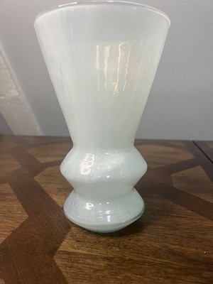 VTG Eco Glass Art Glass Flower Vase made in spain white Swirl