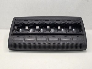 Motorola Impres 6 Bay Adaptive Two Way Radio Charging Station WPLN4121BR