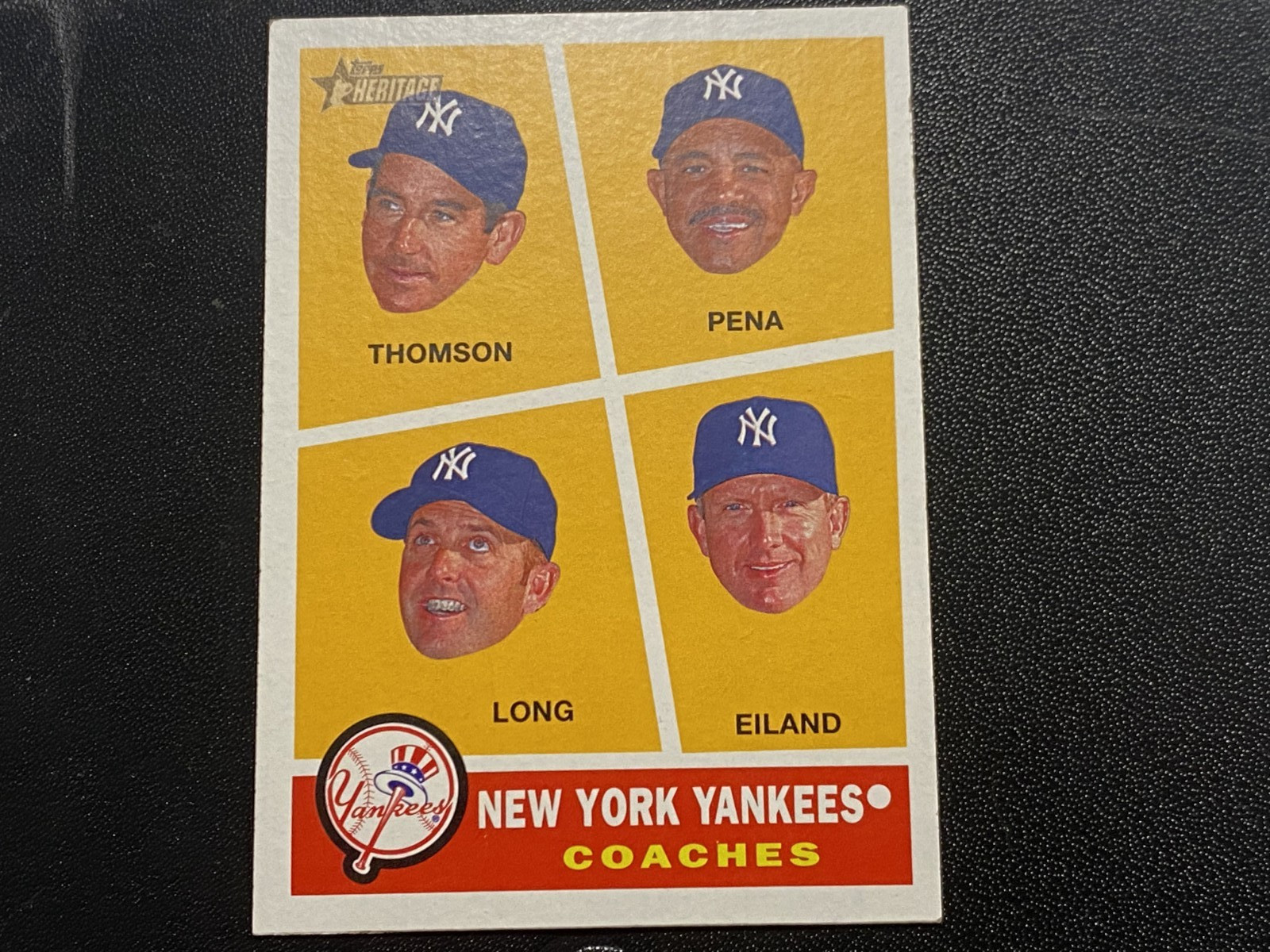 2009 Topps Heritage Short Print  #465 New York Yankees Coaches SP