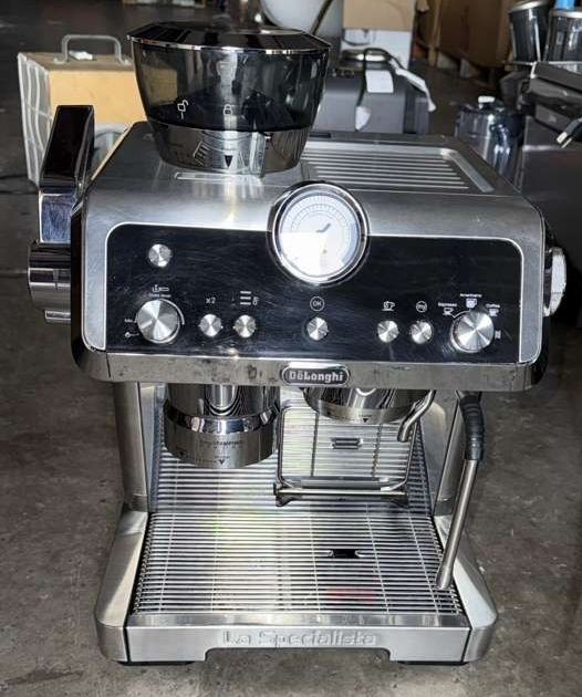 De'Longhi EC9355M La Specialista Prestigio Espresso Machine