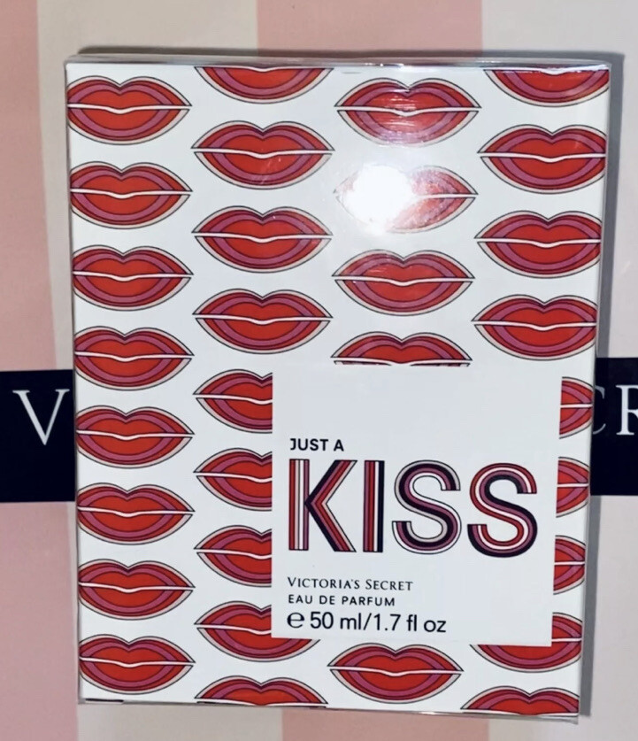 Victoria's Secret Just a Kiss Perfume Fragrance Parfume Perfume VS