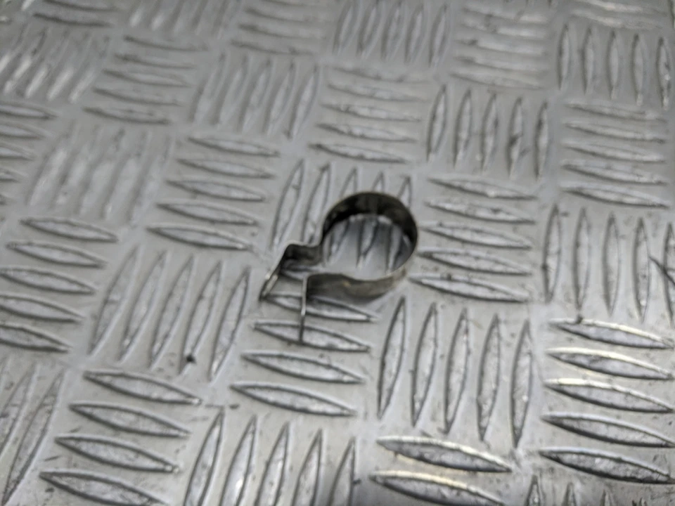 Soporte de tubo Egr Ford Focus Ghia MK2 2007 Foto 2 de 3