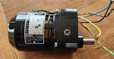 Bodine Electric NCI-11 D3  Gear Motor 115 Volts 1-Phase 280/340 RPM New No Box