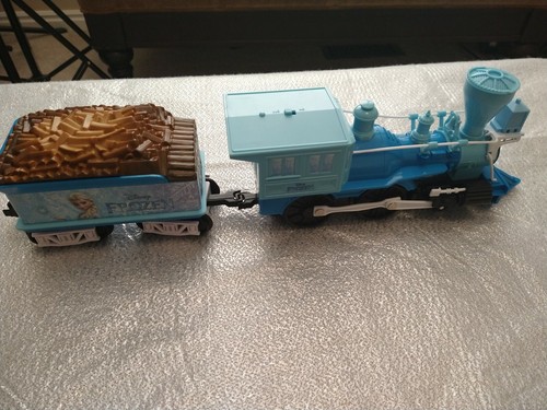 Lionel Disney Frozen Train Set 