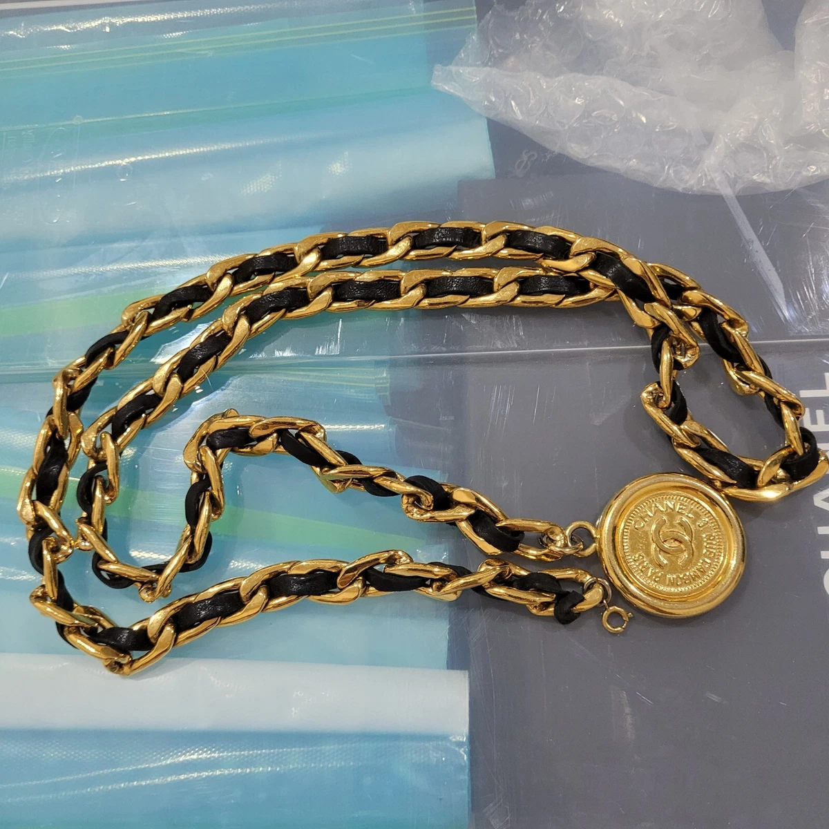 classic chanel necklace vintage