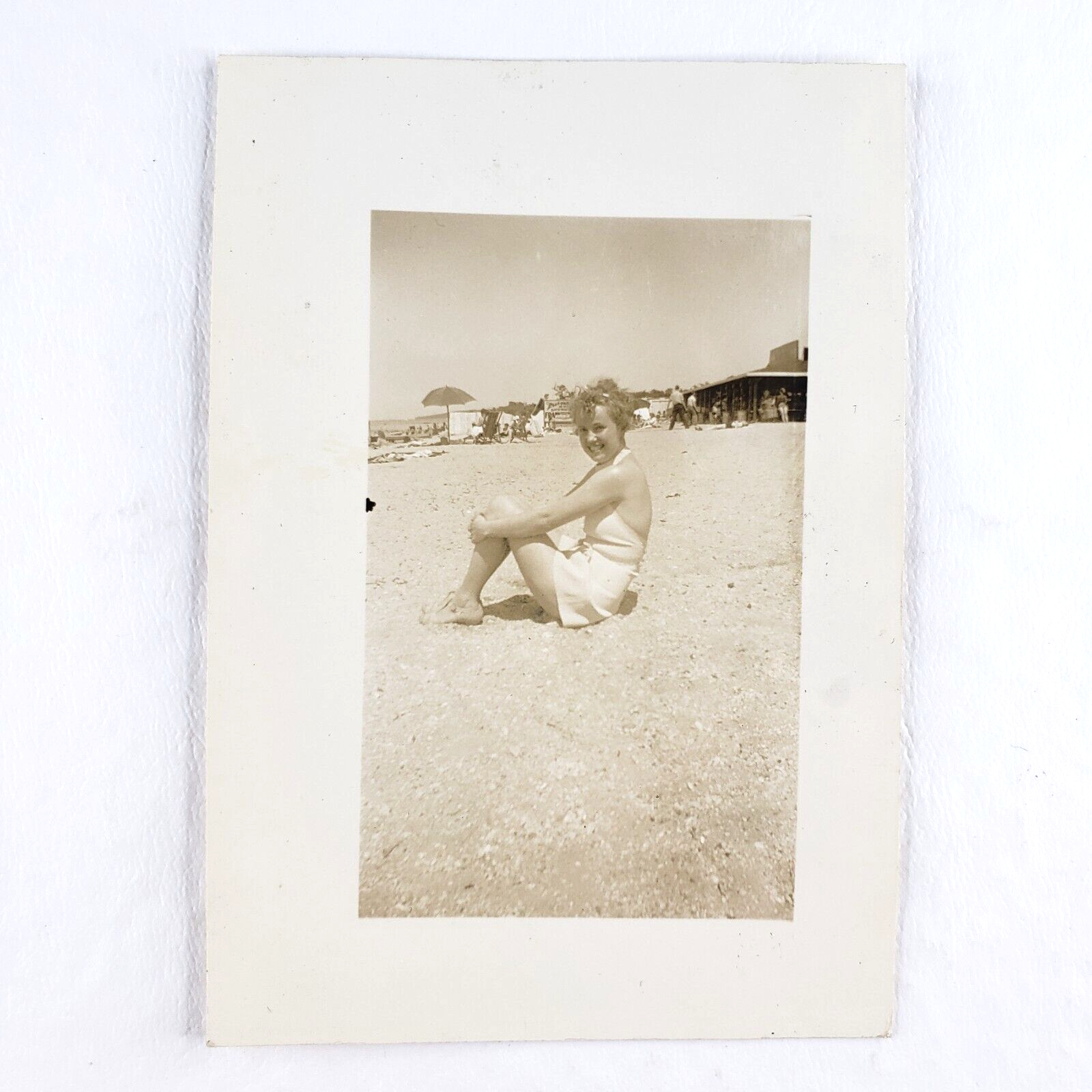 Swimsuit Girl Wall's Beach Bayville NY Photo 1930s Vintage Long Island Lady F434-image