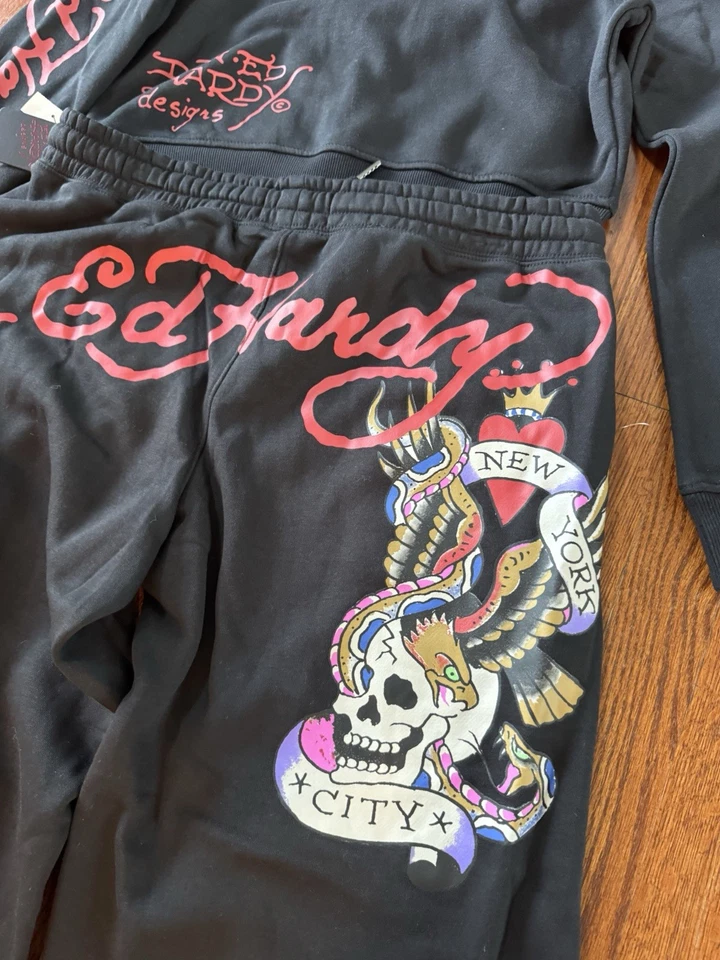 NUEVO CON ETIQUETAS ED HARDY Conjunto de 2 Pantalones con Capucha para Mujer XL Negro Calavera Tatuaje Y2K Recortado Foto 3 de 4