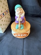 Disney Snow White SLEEPY Porcelain Music Box ...