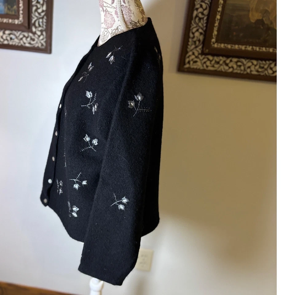 Cárdigan Suéter Negro Lana Bordado Floral Abotonado L MARISA CHRISTINA Foto 3 de 4