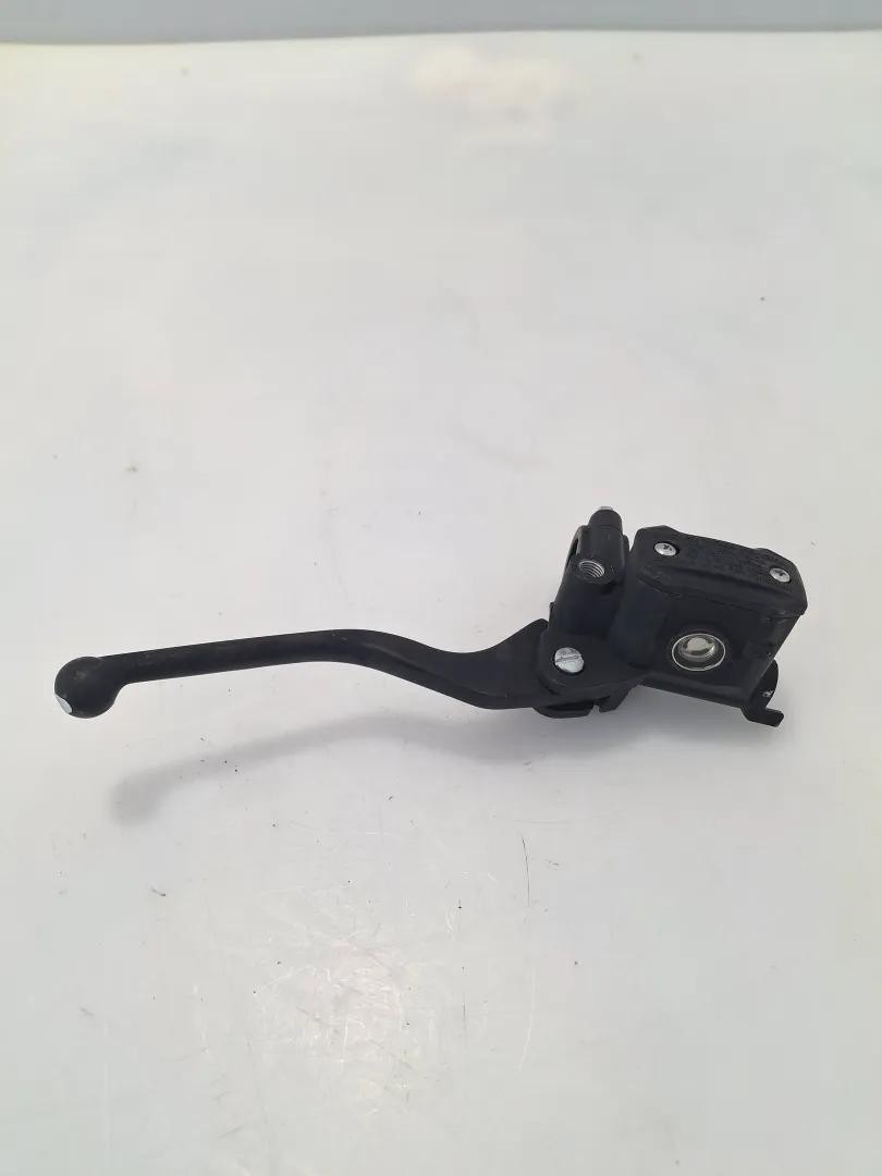 Pompa con serbatoio liquido freni ant. con leva - Voge Brivido 125