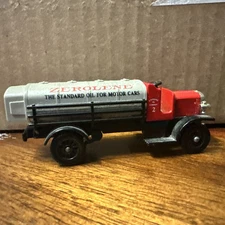 Chevron Lledo Days Gone -  Zerolene 1911  tank-truck   1/65
