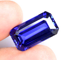 Flawless 16.85Ct Natural Blue Ceylon Sapphire AGL Certified Emerald Cut Gemstone