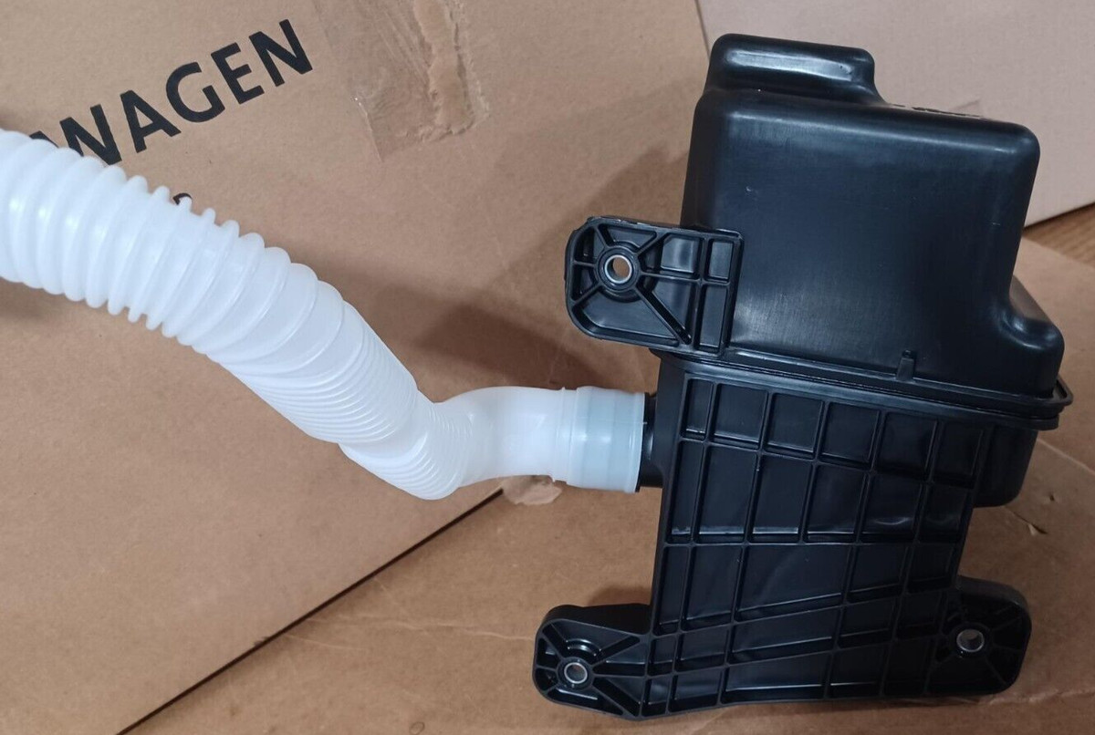 2GJ955453A BRAND NEW GENUINE VW WASHER FLUID RESEVOIR TANK TAOS 