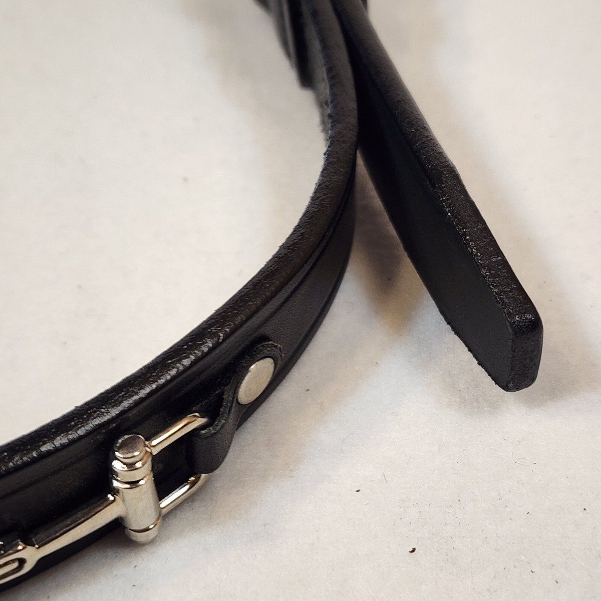 Tory Burch Black Leather Red Ribbon & Silver Snaffle Bits Horse Bit Belt 26 Amazon.com : Tory Leather 1 Inch Snaffle Bit Belt 1x24 Black  main image 3