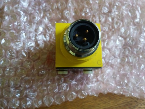 Banner SMA912FQD Valu-Beam Photoelectric Sensor - Picture 2 of 2