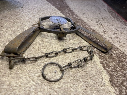 Victor #2 Double Long Spring Trap Cast Jaws Antique Cabin Decor Fox Raccoon Mink - Picture 7 of 10