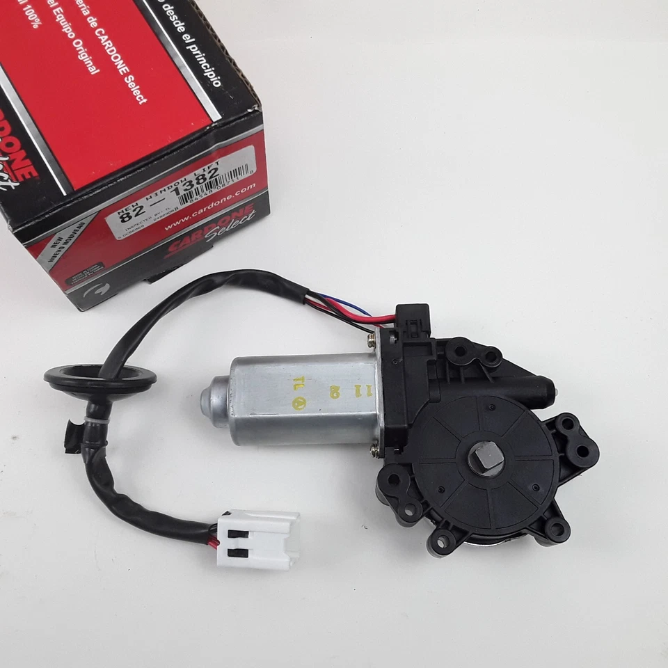 Motor ventana eléctrica delantera izquierda Cardone 82-1382 compatible con Nissan Máxima (2004-2008) Foto 2 de 4