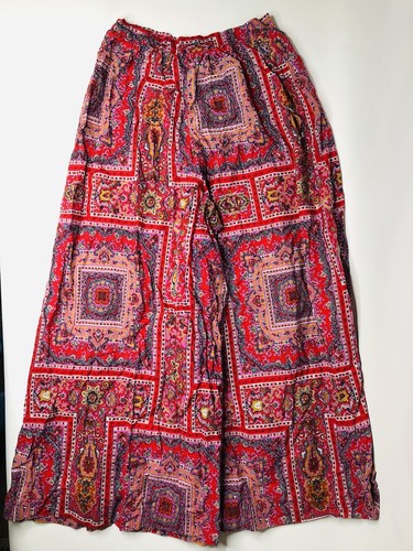 VTG 70s Handmade & OOAK Women’s Wide Leg Super Flare Culottes Pants Red Paisley - Picture 7 of 16