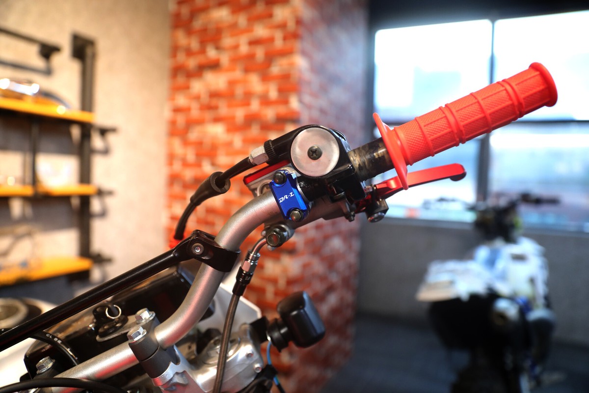 CNC Brake Master Cylinder Clamp Cover For SUZUKI DR-Z 400SM DRZ 400S/E - Foto 7