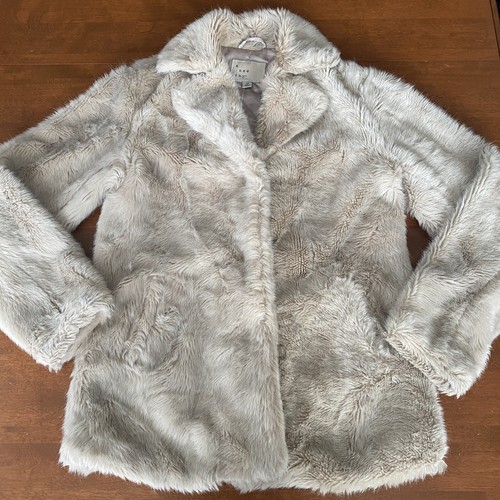 A NEW DAY Faux Fur Luxary Coat Size XS 