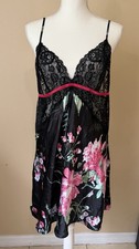 SECRET TREASURES Sleepwear Silky Lacey Nightie Size L Black Floral