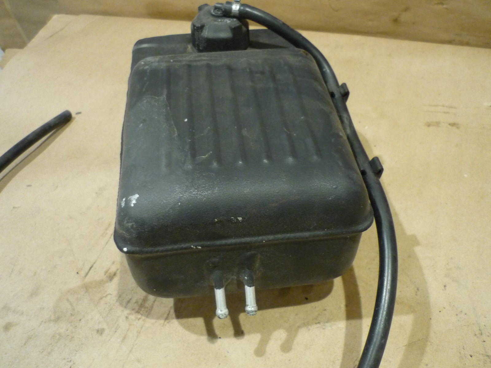 Ferrari 360 - Water Header Tank /Coolant Reservoir - P/N 164160