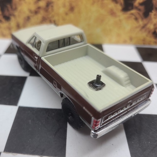 Custom lifted1/64 1982 Dodge RAM 1st Gen 4x4 TRUCK CUMMINS hitch & tow ertl dcp - Picture 7 of 11