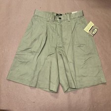 Vintage 1990  s Lee Casuals Double Pleat Khaki Shorts, Deadstock NWT, Size 8M