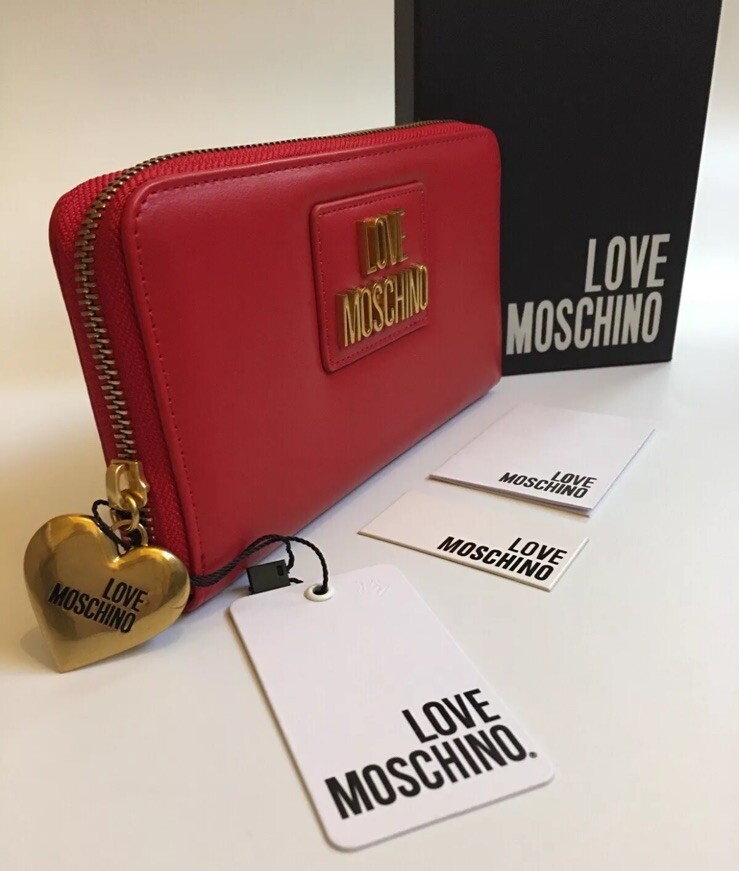 LOVE MOSCHINO RED FAUX LEATHER SIGNATURE HEART CHARM ZIP AROUND WALLET  BOXED NWT