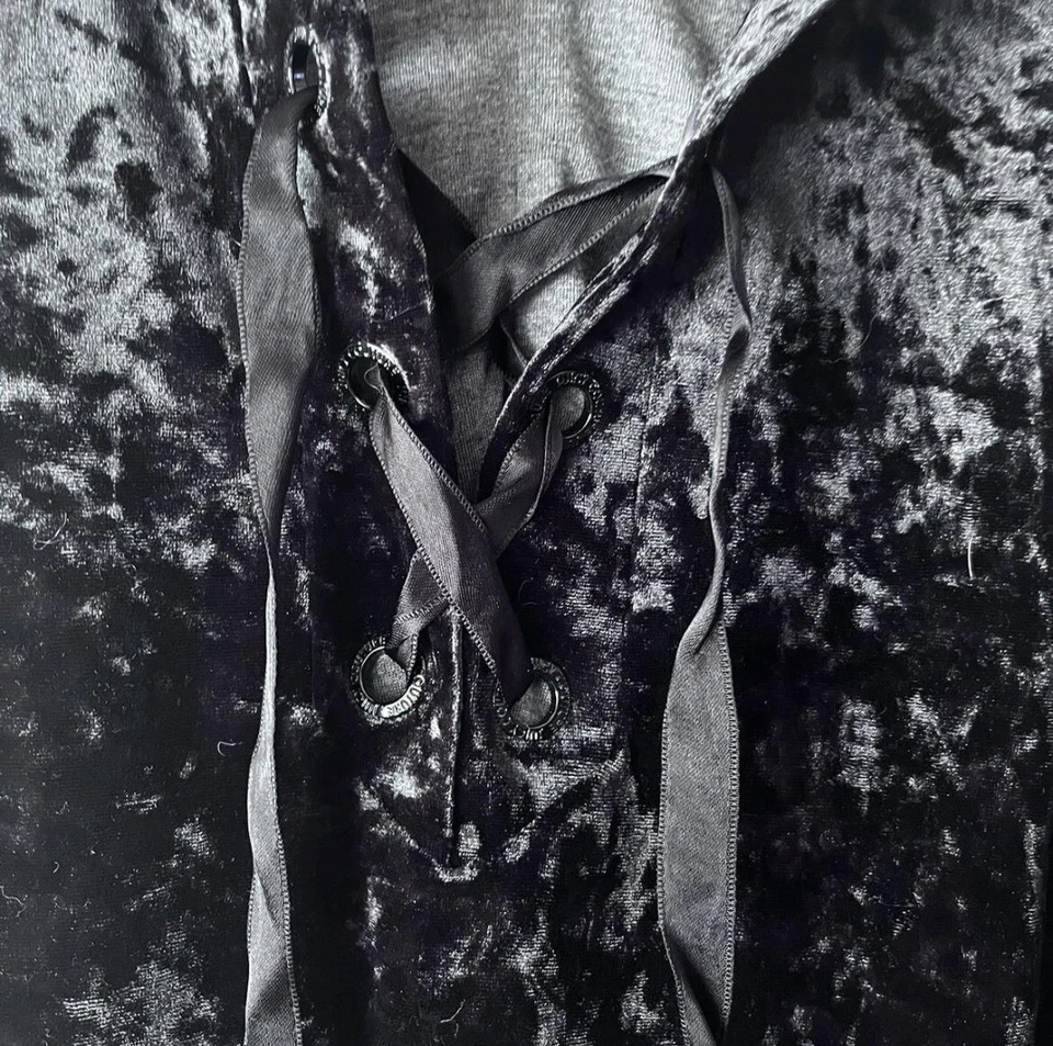 Sudadera con capucha Juicy Couture Los Angeles CA negra de terciopelo aplastado escote grande con cordones Foto 2 de 4