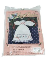 Angel Babies Time of the Heart 15" Xmas Art Kit Gallery of Stitches VTG Bucilla