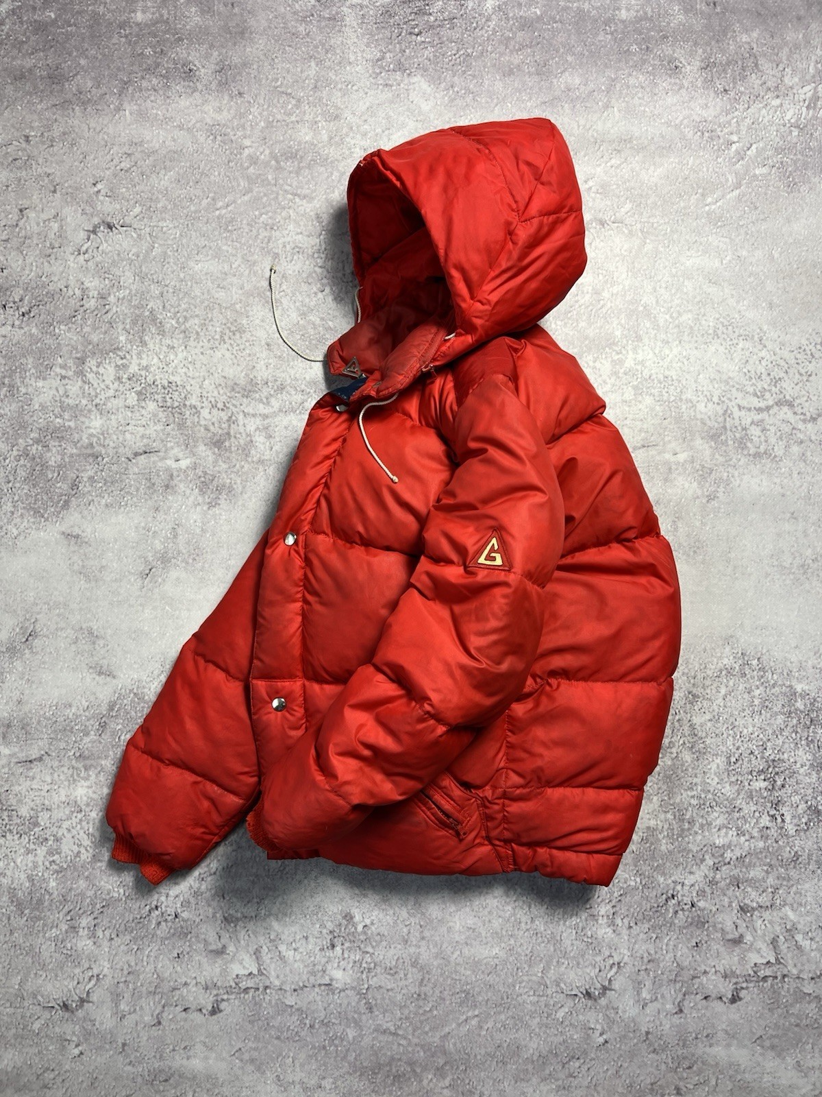 Chaqueta de plumón EGE vintage RARA acolchada roja hecha en Suiza años 70...