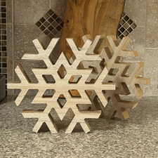 Snowflakes Cutout Wood Christmas Decor 8" Pair