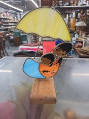 STAINED GLASS MOTHER & CHILD UNDER UMBRELLA SCULPTURE ON WOOD BLOCK BY DEGRAZIA