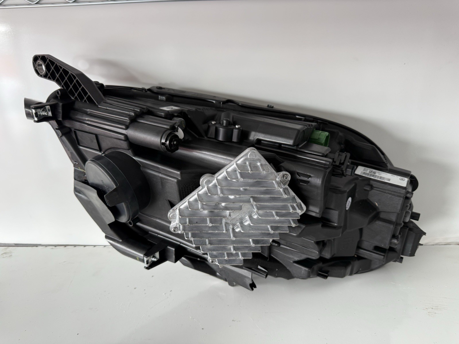 2023 2024 Maserati Granturismo Passenger RH Right LED OEM 90174 Headlight 652