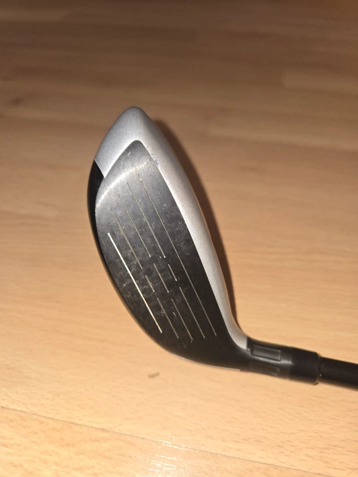 Cubierta de cabeza derecha TaylorMade M4 25* híbrido grafito Fujikura Atmos Reg Flex incl. Foto 2 de 4