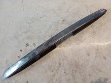 7ML* Mercedes ML W164 Abdeckung Kofferraumklappe Haltegriff Chrom A1647400893