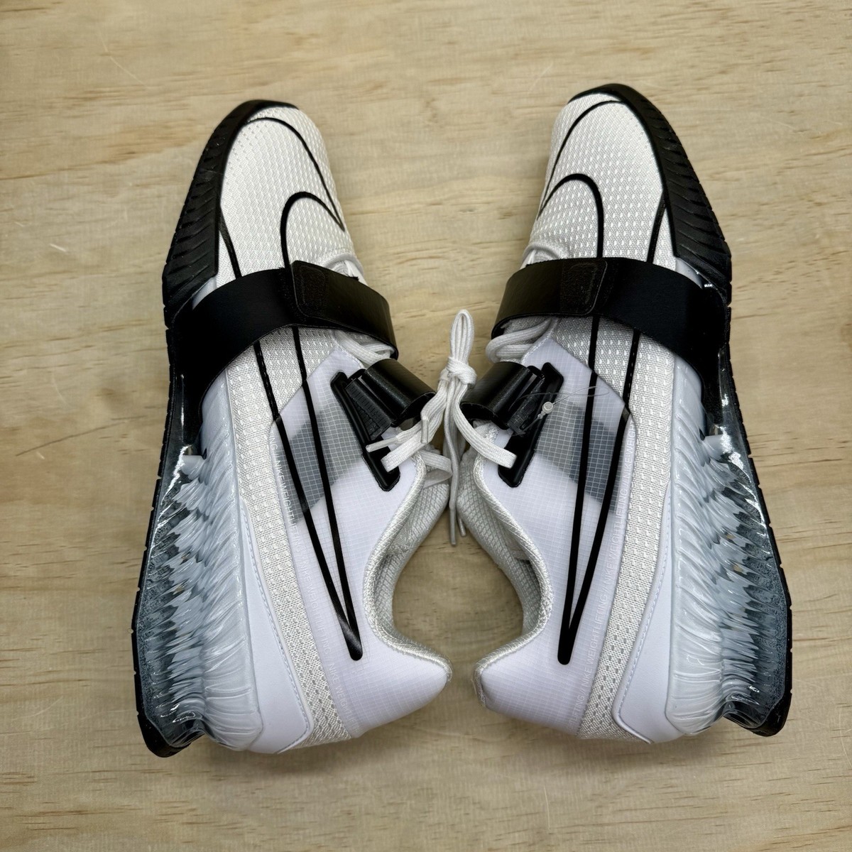 NEW Nike Romaleos 4 Weightlifting Shoes Sz 15 White Black CD3463-101 Nike Romaleos 4 White Black Lifting CD3463-101 Men main image 2