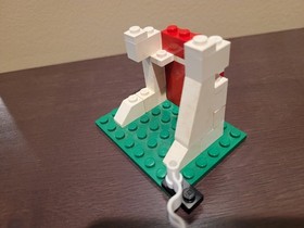 LEGO Castle: 6035 Castle Guard House, Guard, and Knight - Incomplete