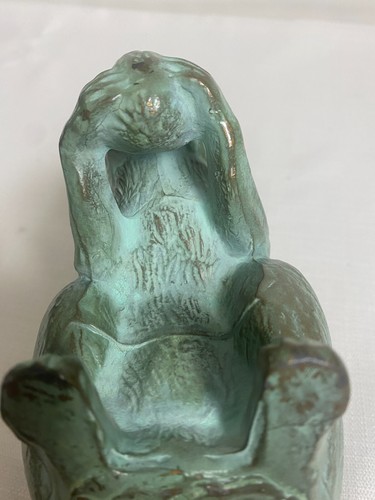 Vintage Sculpture Painted Bronze Squirrel With Nut Sprinkler Amazing Condtion - Picture 11 of 12