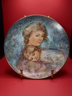 Vintage Edna Hibel 1984 Mother’s Day Plate - Abby and Lisa, Limited Edition — photo 2