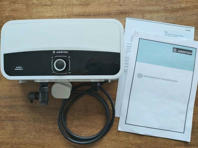 Ariston Aures Slim Multi 9.5 kW Instantaneous Water Heater - White ...