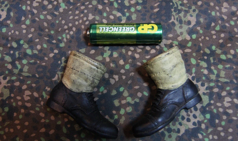 Leggings amarillos de soldado de la Segunda Guerra Mundial escala 1/6 modelo de botas cortas de goma para muñeca de 12" Foto 3 de 3