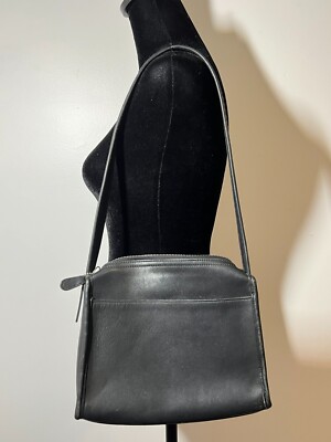 美品✨vintage coach old shoulder bag BLACK Coach 9812 Vintage Black Leather Ridgefield Crossbody - Etsy