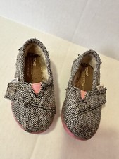 TOMS Alpargata Tiny Kids Toddler Size 5 Pink Sherpa Lined Classic Slip On Shoes