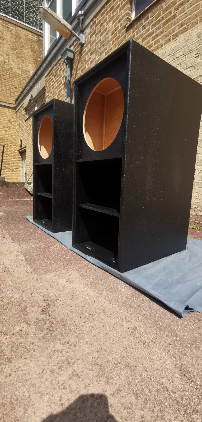 2x FullSize 18” READY TO GO scoop bass bins subwoofer Boxes eBay