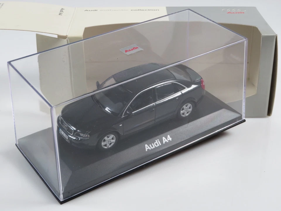 1:43 Minichamps Audi A4 (B6, Typ 8E), schwarz Nr. 957004 Händlermodell