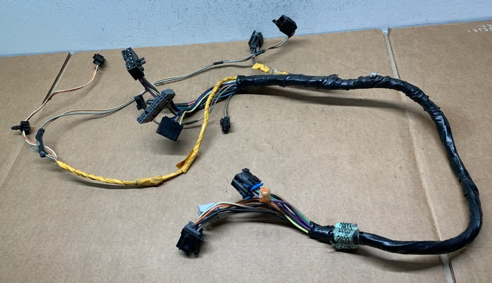 Arnés de cableado de puerta de conductor para camioneta Chevy GMC C/K1500 1995-1999 Suburban Yukon SUV Foto 2 de 4