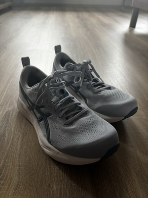 Asics GEL-PULSE 16 Laufschuhe - Größe 44, nur 2 Mal getragen